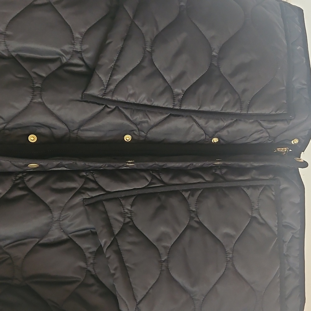 Quince Women's Black Quilted Puffer Coat - Picture 5 of 7